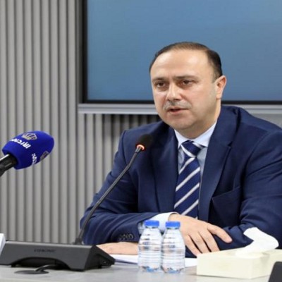 المومني يطمئن الأردنيين: وفرة في الوقود والكهرباء .. ولا نية للقطع المبرمج