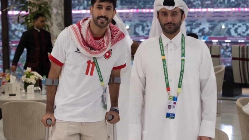 الشيخ تميم بن محمد آل ثاني يطمئن على يزن النعيمات