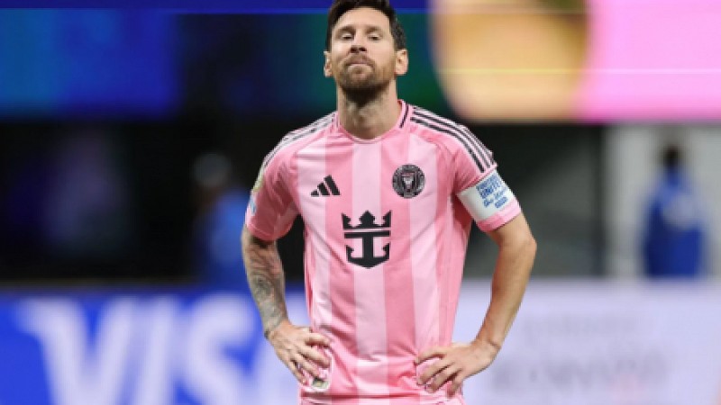 ميسي يهدر ركلة جزاء .. وفريقه إنتر ميامي يخسر بالثلاثة