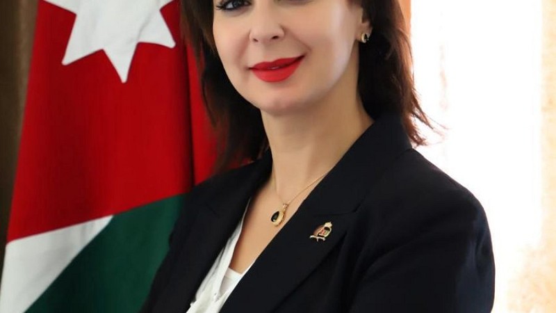 الدكتورة بتول المحيسن مساعدًا لرئيس المجلس المركزي لحزب الميثاق